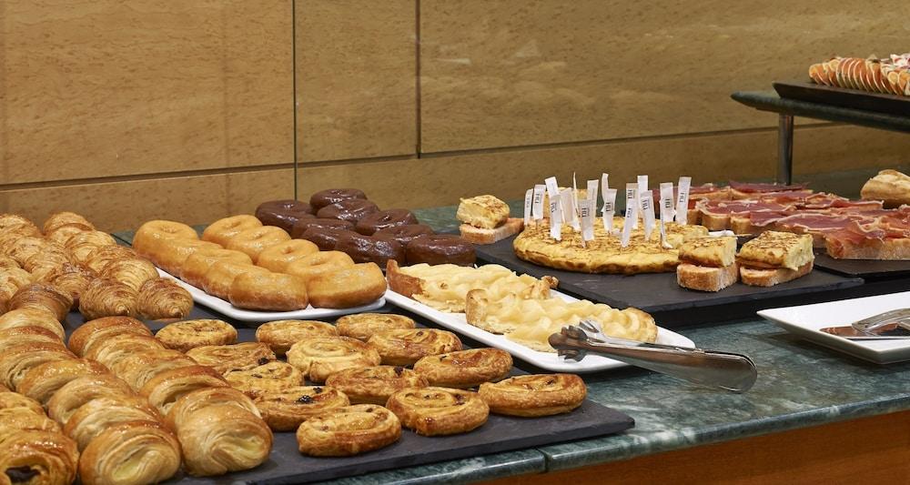 Nh Sport Hotel Zaragoza Bagian luar foto