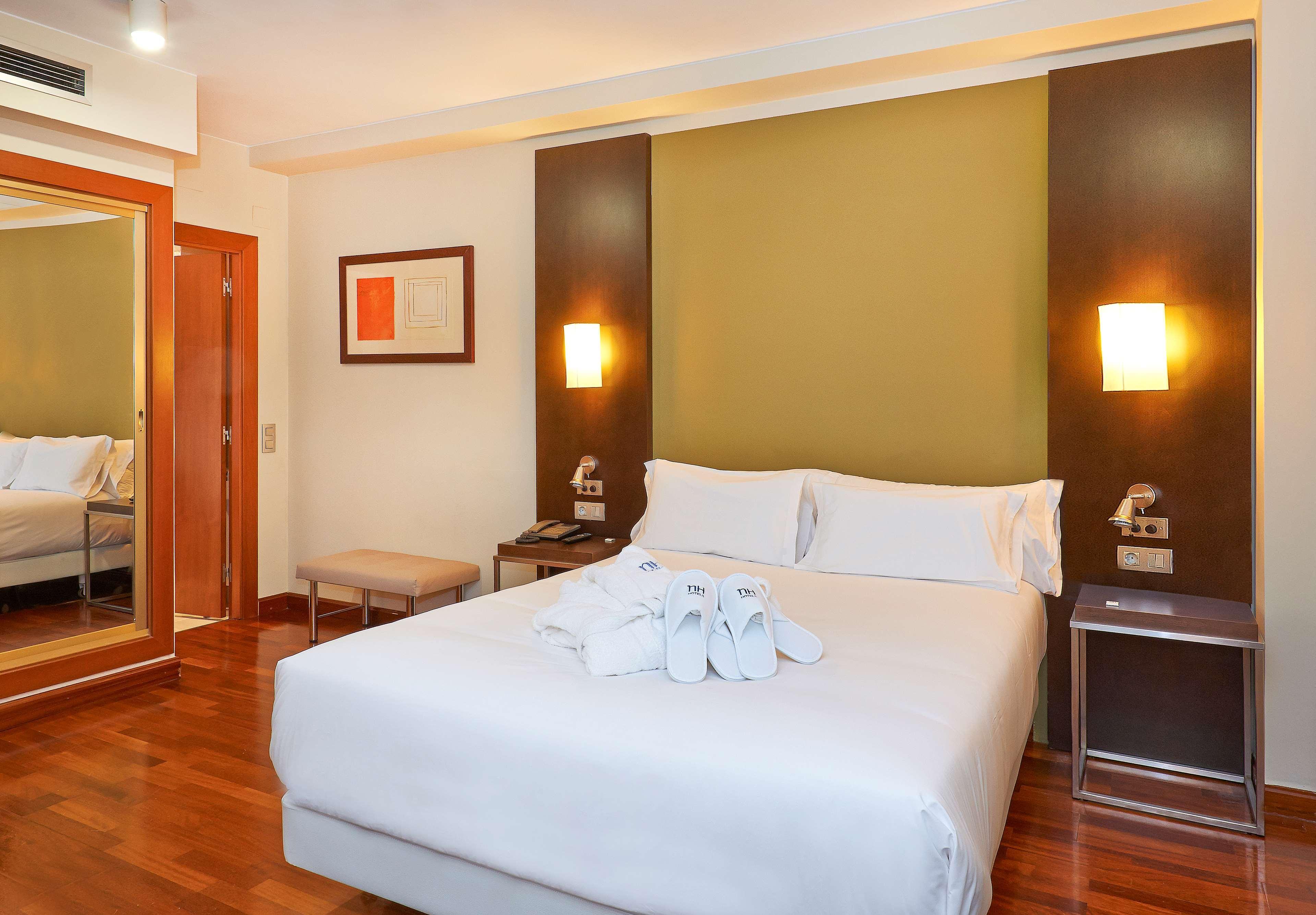 Nh Sport Hotel Zaragoza Bagian luar foto