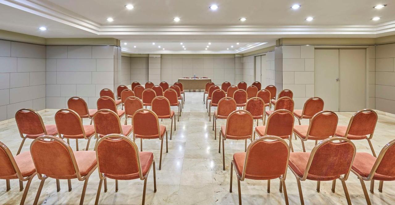 Nh Sport Hotel Zaragoza Bagian luar foto