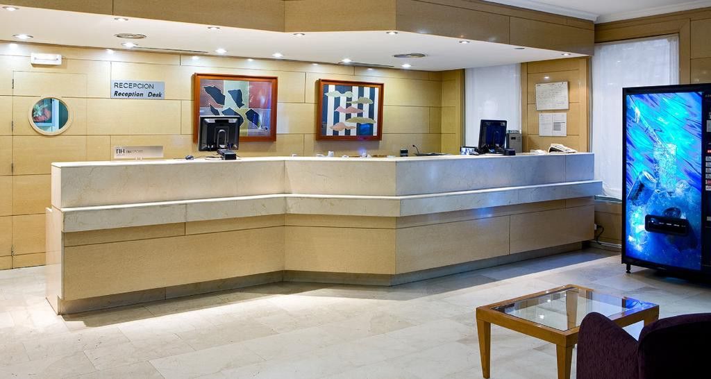 Nh Sport Hotel Zaragoza Bagian luar foto